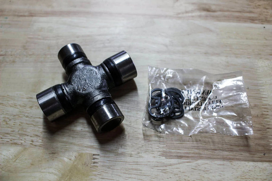 FORD OBS DRIVESHAFT CONVERSION U-JOINTS