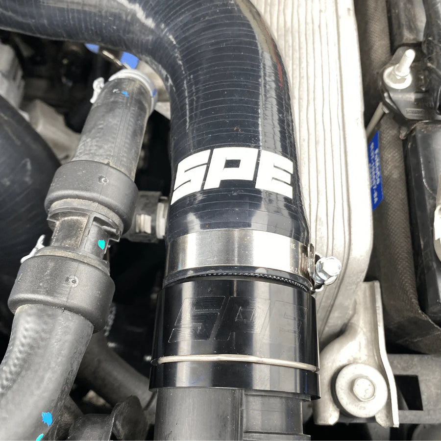 SPE MOTORSPORT 2011-2026 6.7L POWERSTROKE UPPER RADIATOR HOSE