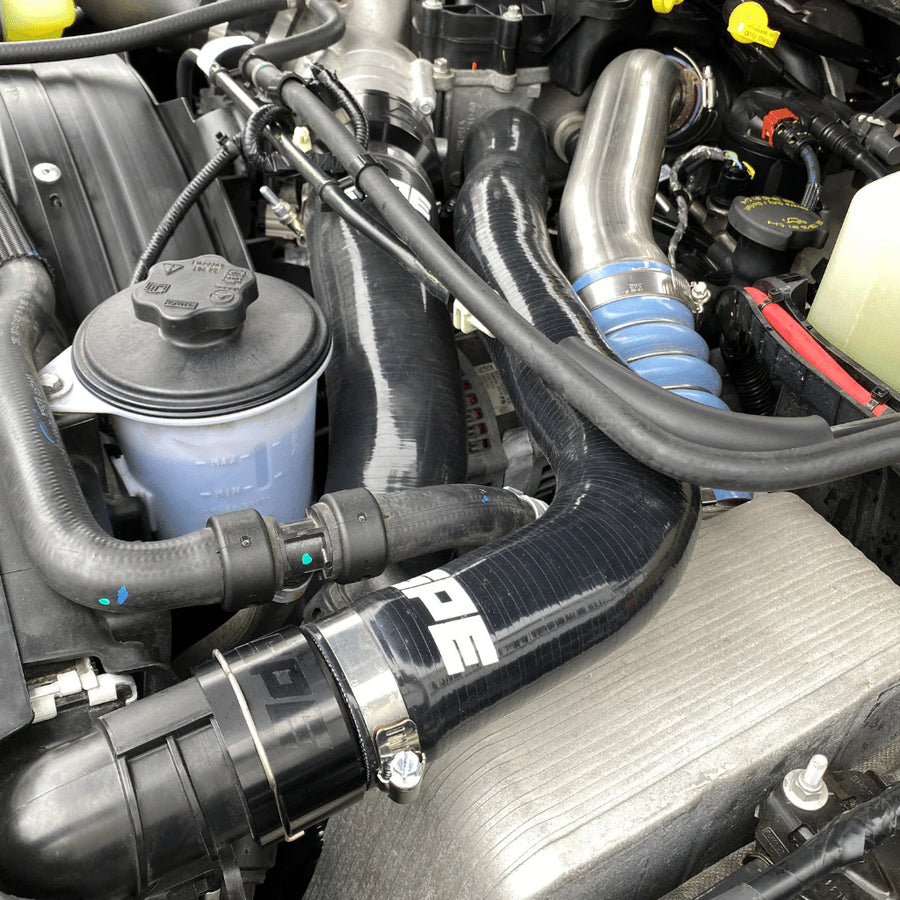 SPE MOTORSPORT 2011-2026 6.7L POWERSTROKE UPPER RADIATOR HOSE